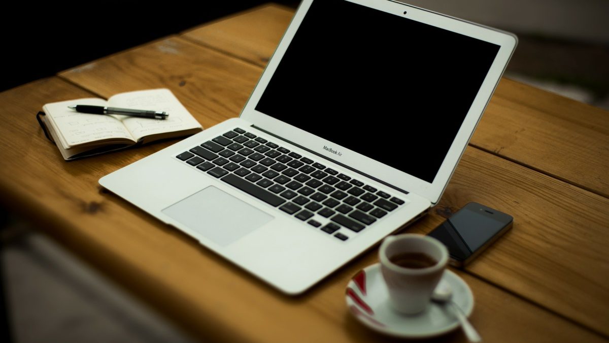 10 Hidden Benefits of MacBook